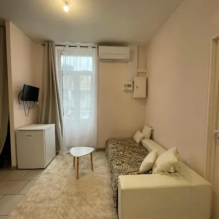 Godin P2 3eme Etage Lägenhet *